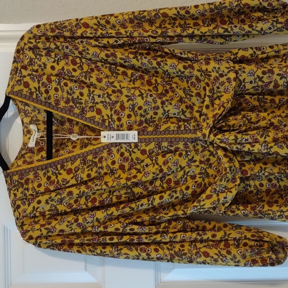 Peplum blouse with front tie - Picture 3 of 10